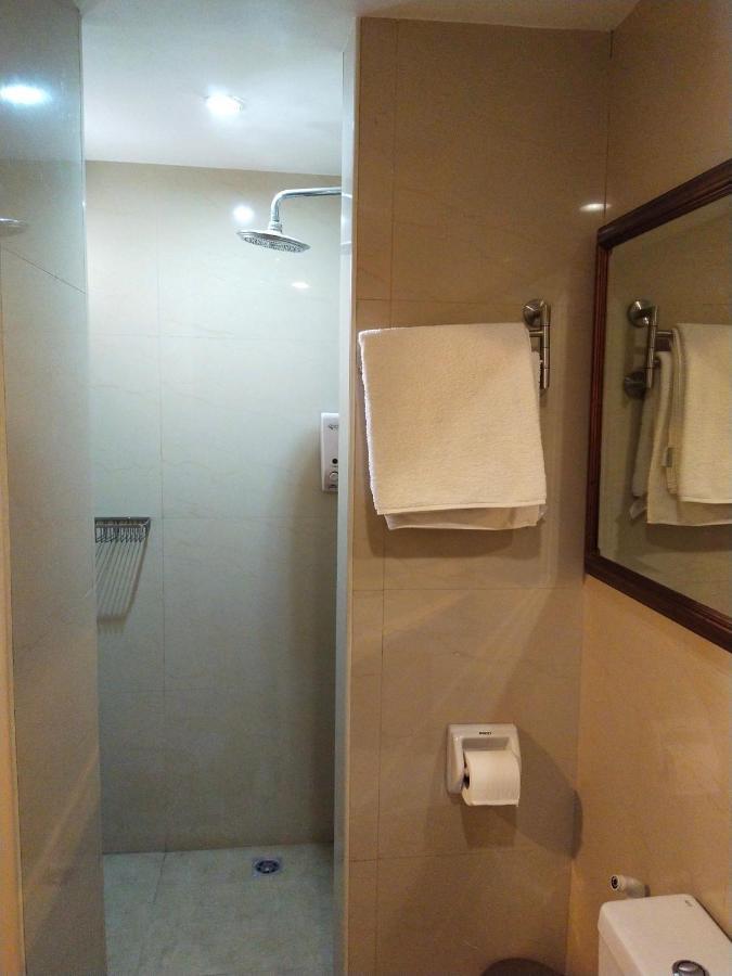 Avalu Residences Makati City Eksteriør bilde